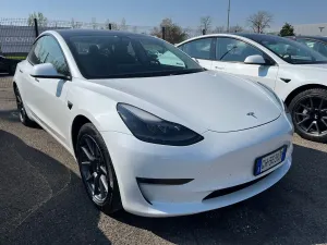 Tesla Model 3 Long Range 2021