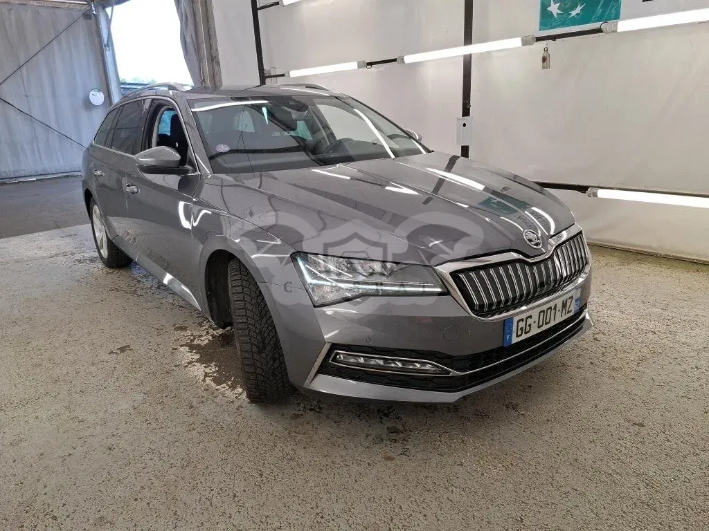 Skoda Superb Combi 1.4 TSI Business 2022