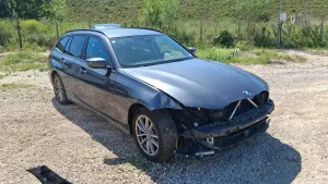 BMW 3 Series Touring 320e Business Advantage 2021