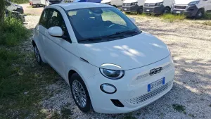 Fiat 500 e 2023