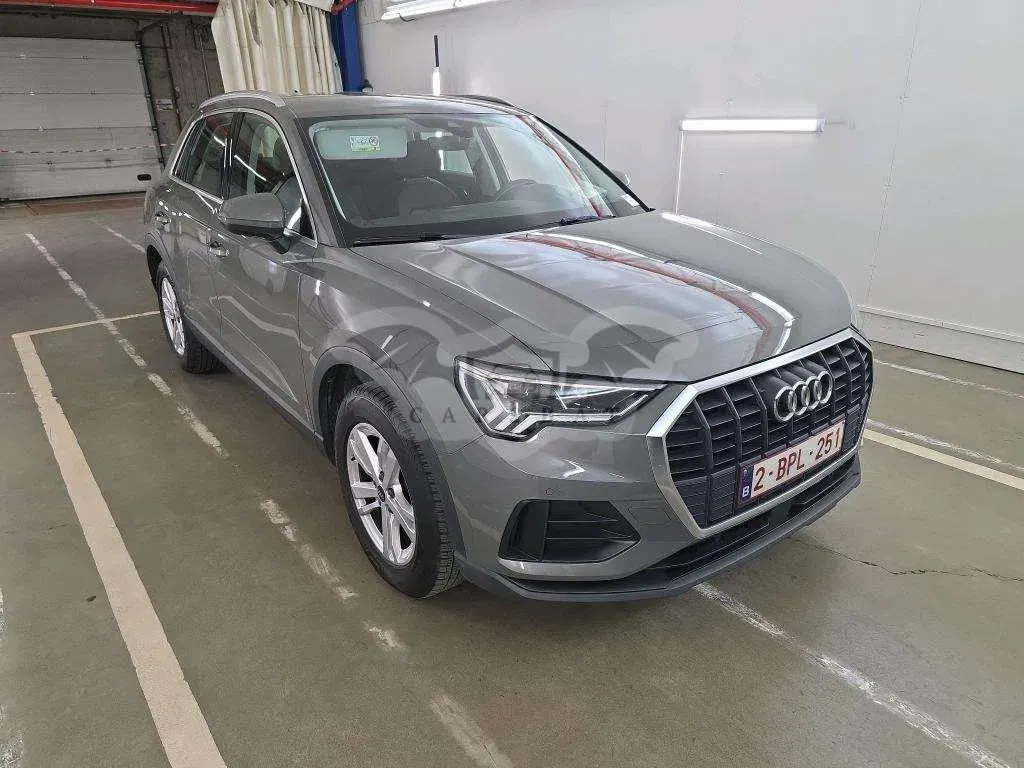 Audi Q3 35 TFSI Business 2022