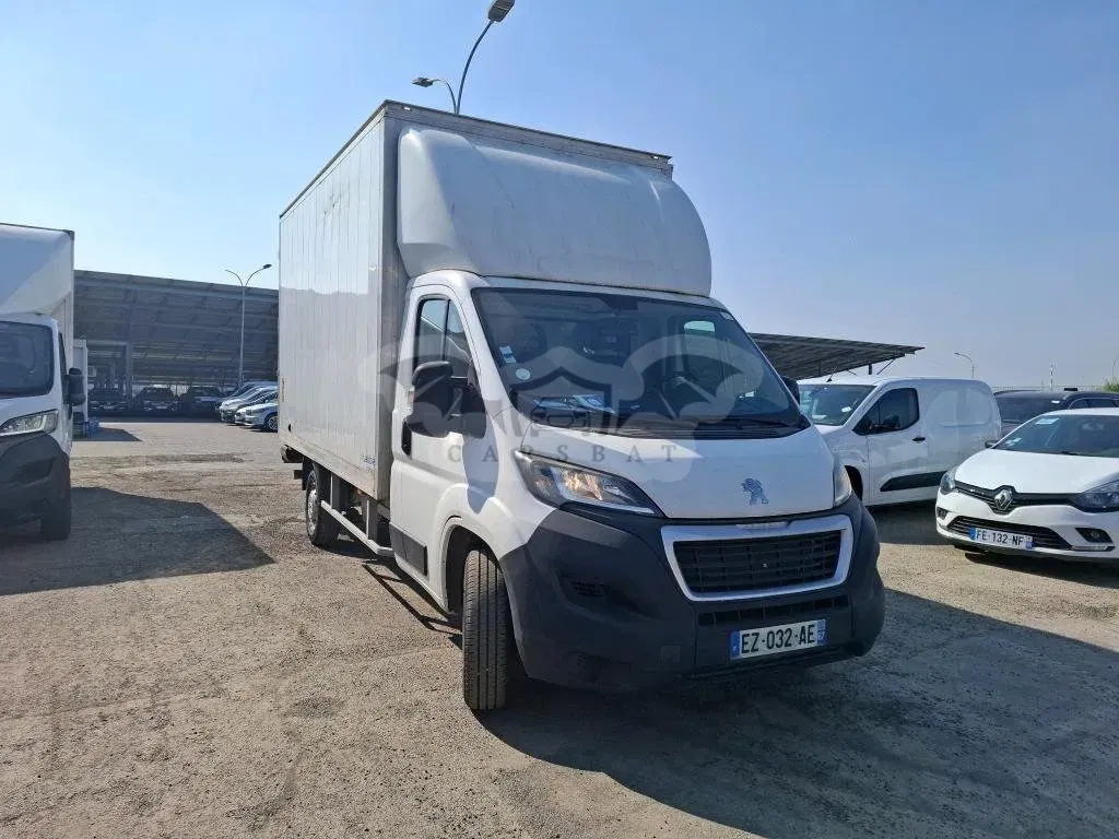 Peugeot Boxer chassis cab 2.0 HDI Pro 2018