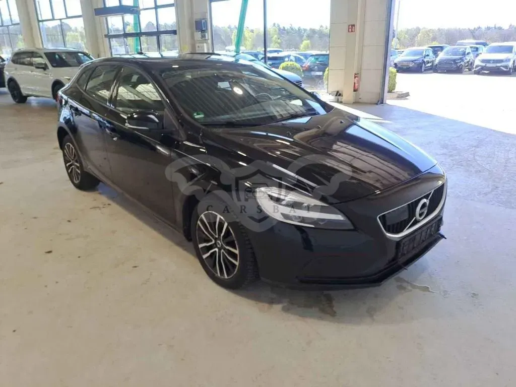 Volvo V40 Momentum 2018