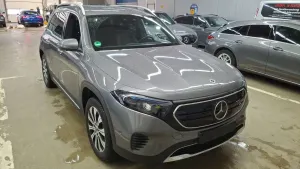 Mercedes-Benz EQB 300 2023