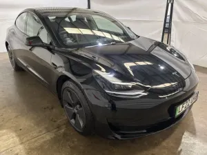 Tesla Model 3 Standard Range Plus 60 kWh 2022