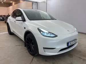Tesla Model Y Long Range 2023
