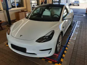 Tesla Model 3 Standard Range Plus 2022