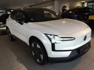 Volvo EX30 Performance 64 kWh Ultra 2024