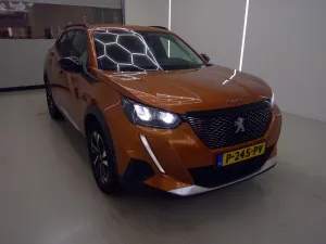 Peugeot 2008 1.2i Allure Pack 2022