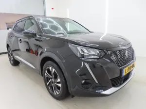 Peugeot 2008 1.2i Allure Pack 2021