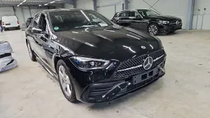 Mercedes-Benz C 300de AMG Line 2025