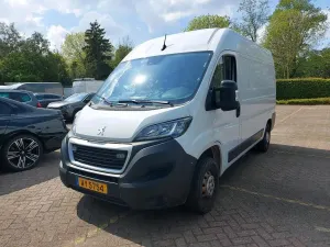 Peugeot Boxer L2H2 2.2 HDI Premium 2022