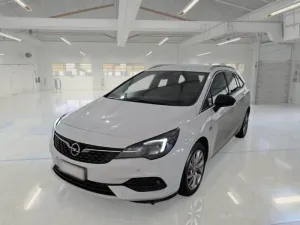 Opel Astra 1.5 CDTI Business 2022