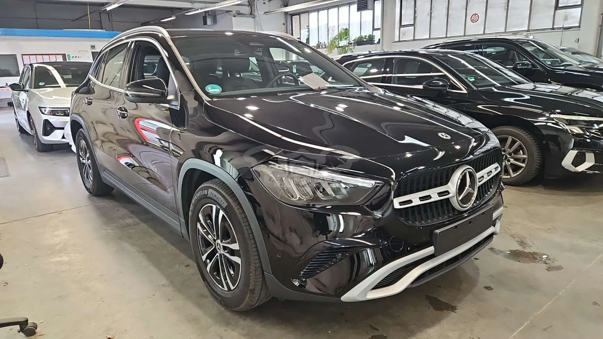 Mercedes-Benz GLA 180 2025
