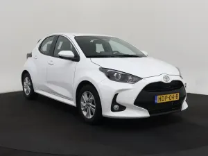 Toyota Yaris Active 2025