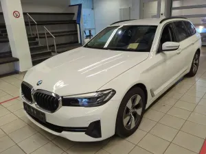 BMW 5 Series Touring 520d 2022
