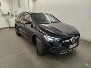 Mercedes-Benz GLA 180d Business Solution 2020