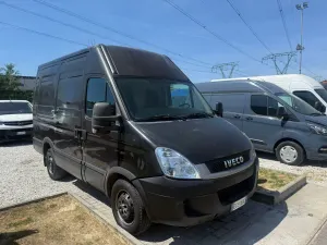 Iveco Daily 2.3 Business 2011