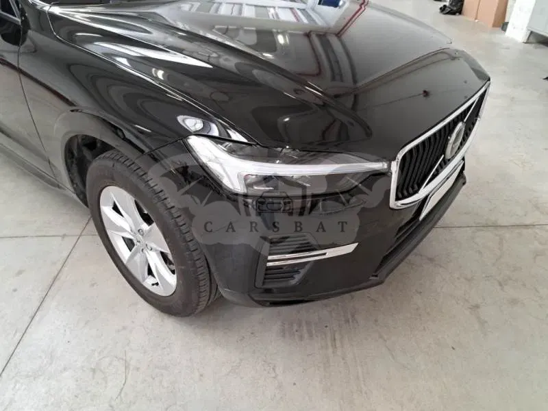 Volvo XC60 B4 Essential 2023