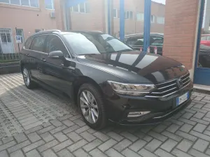 Volkswagen Passat Variant 2.0 TDI Business 2022