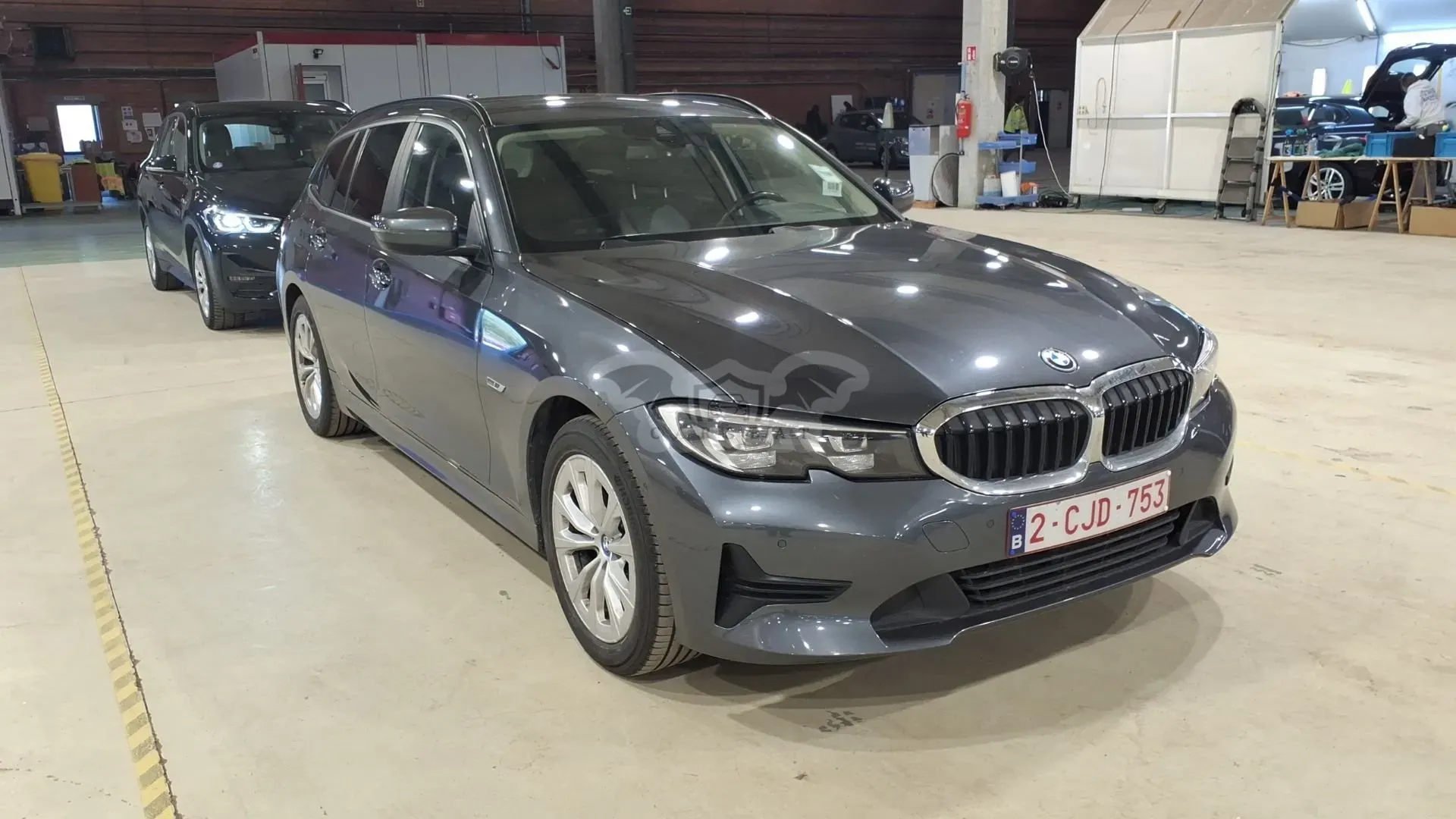 BMW 3 Series Touring 320e 2022