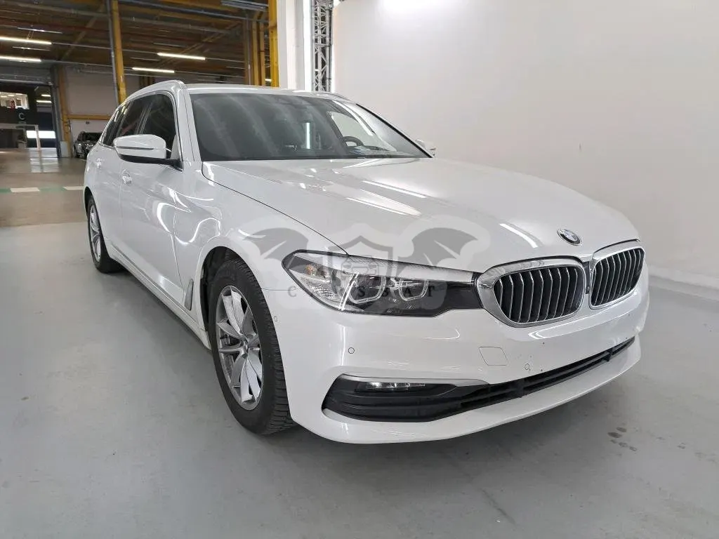 BMW 5 Series Touring 518d 2020