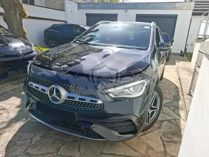 Mercedes-Benz GLA 250e AMG Line 2021