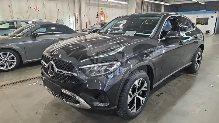 Mercedes-Benz GLC Coupé 300de Avantgarde Advanced 2025