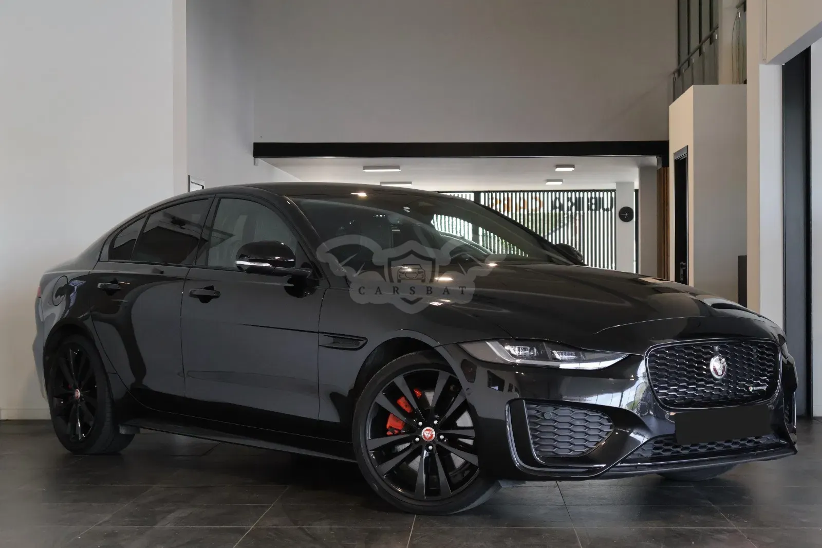 Jaguar XE 2.0d R-Dynamic 2022
