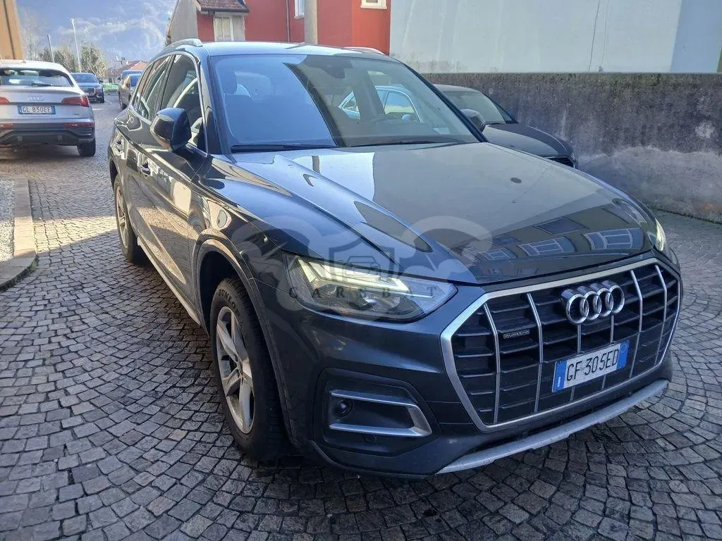 Audi Q5 40 TDI Advanced 2021