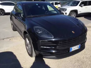 Porsche Macan 2.0 2021
