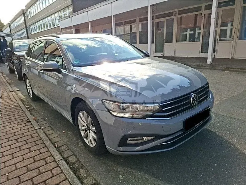 Volkswagen Passat Variant 2.0 TDI Business 2022