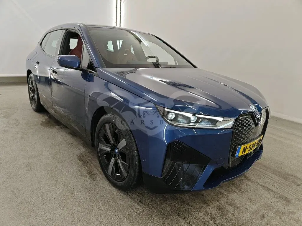 BMW iX 40 2021