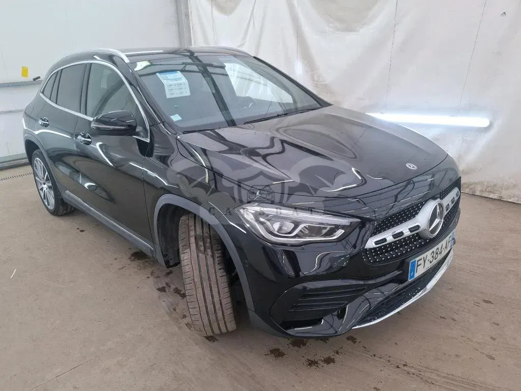 Mercedes-Benz GLA 250e AMG Line 2021