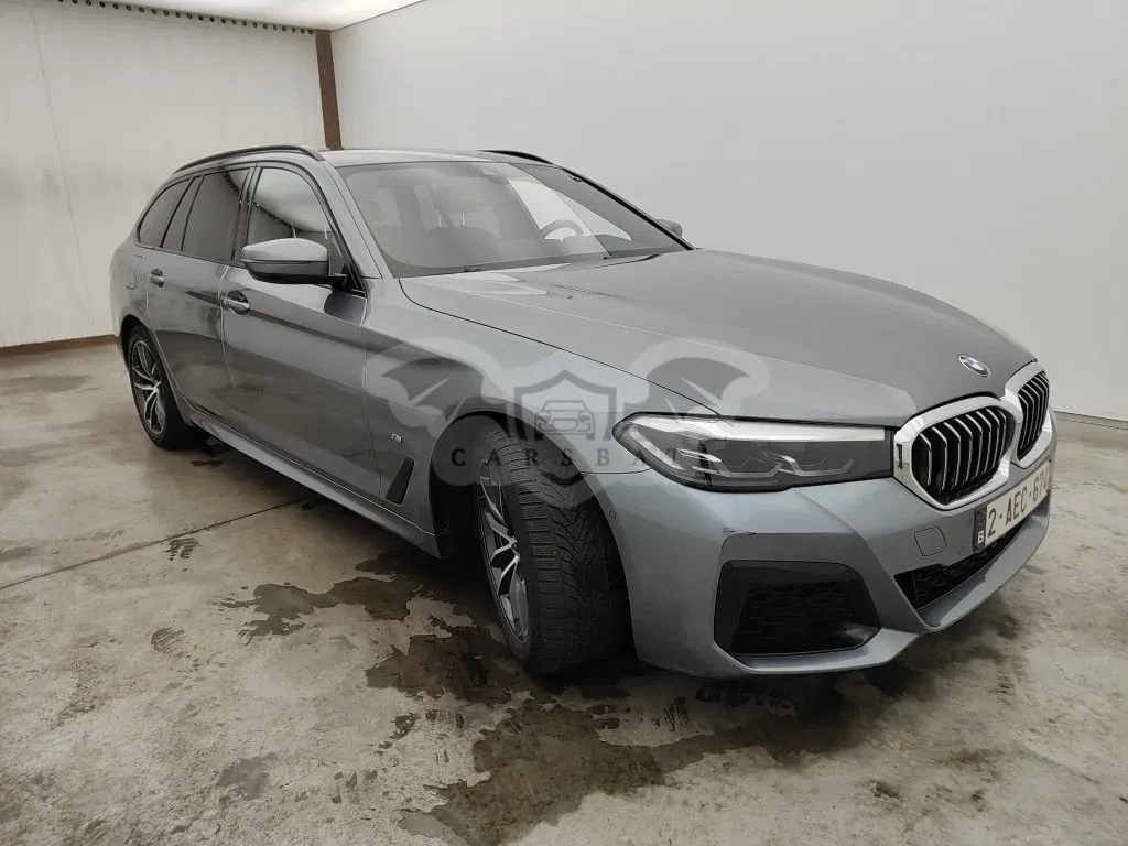 BMW 5 Series Touring 530e 2021