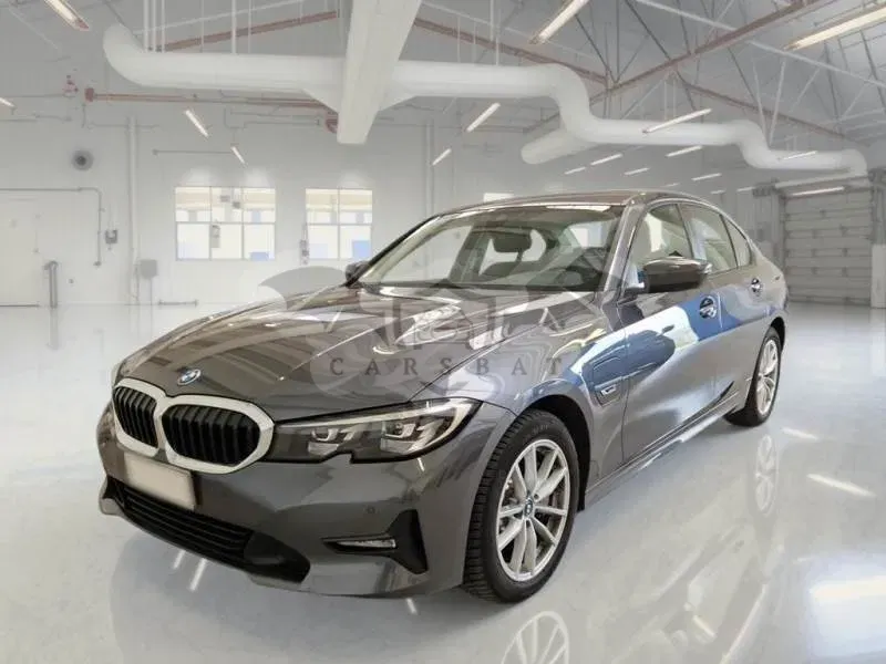 BMW 3 Series 330e Business Advantage 2022