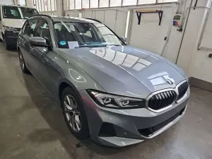 BMW 3 Series Touring 320d 2023