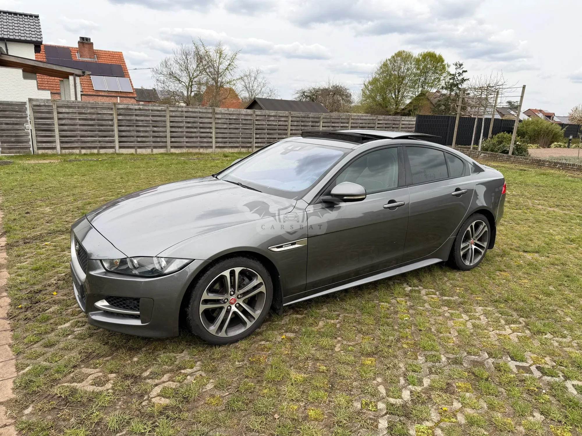 Jaguar XE 2.0d R Sport 2016