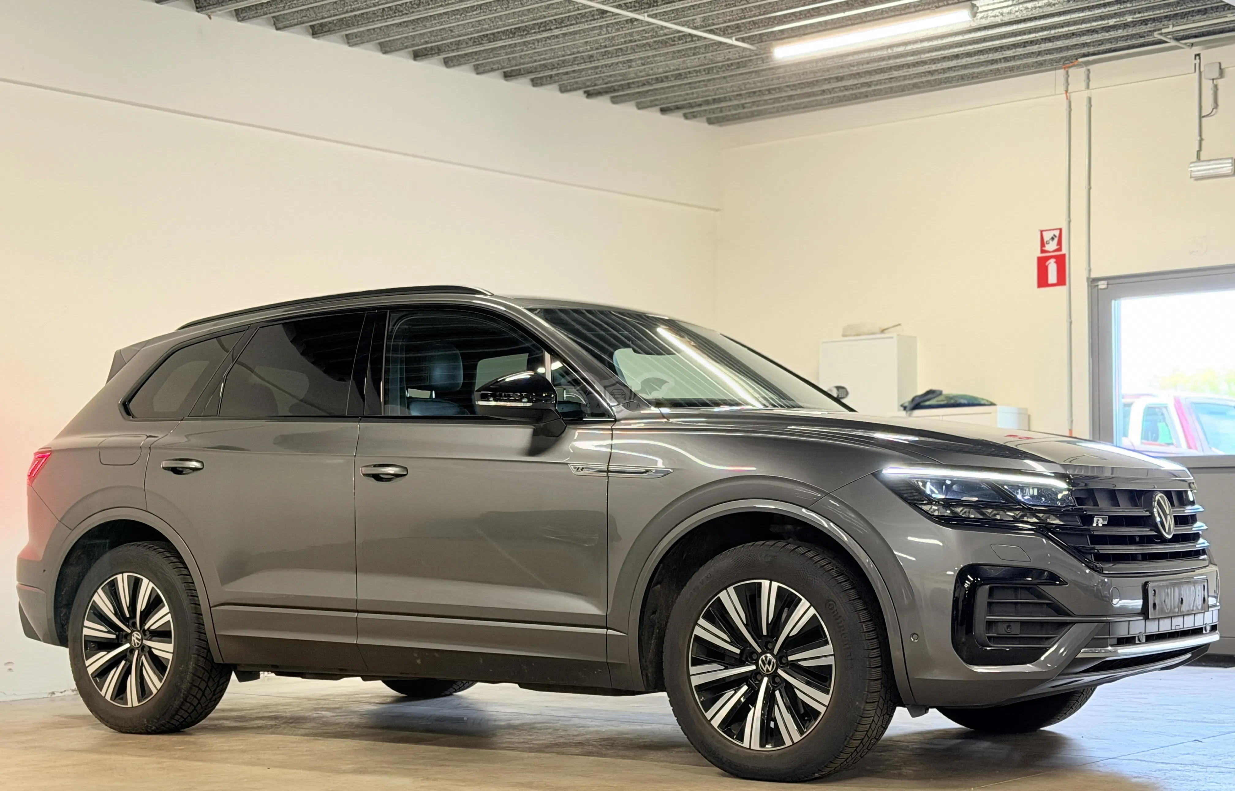 Volkswagen Touareg 3.0 TDI R-Line 2020