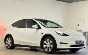 Tesla Model Y 78 kWh 2023