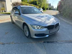 BMW 3 Series Touring 318d Luxury 2015