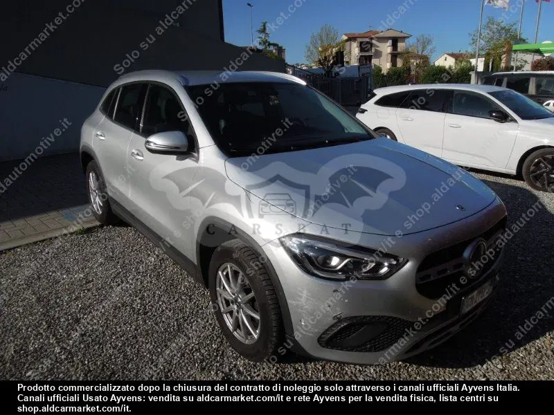 Mercedes-Benz GLA 180d Business 2023