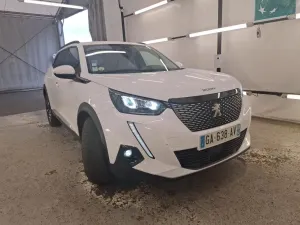 Peugeot 2008 1.5 HDI Allure Business 2021