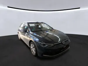 Volkswagen Golf 1.5 eTSI Style 2023