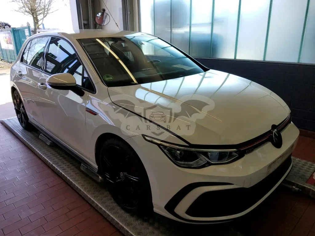 Volkswagen Golf GTI 2.0 TSI 2024