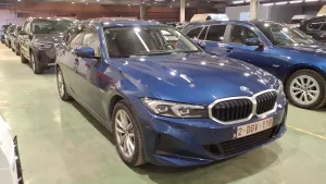BMW 3 Series Touring 330e 2023
