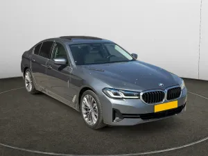 BMW 5 Series 520e Business 2022