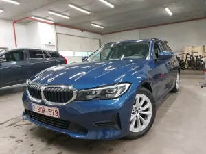 BMW 3 Series Touring 318d Business 2022