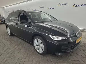 Volkswagen Golf Variant 1.5 eTSI Life 2024