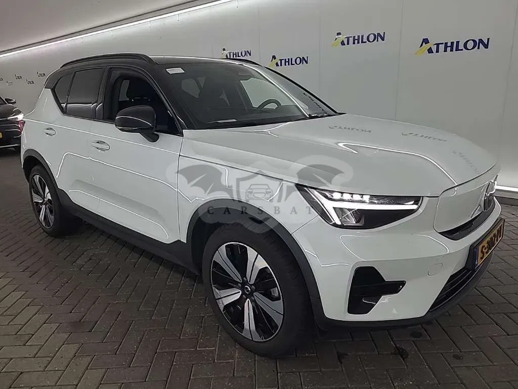 Volvo XC40 Core 2023